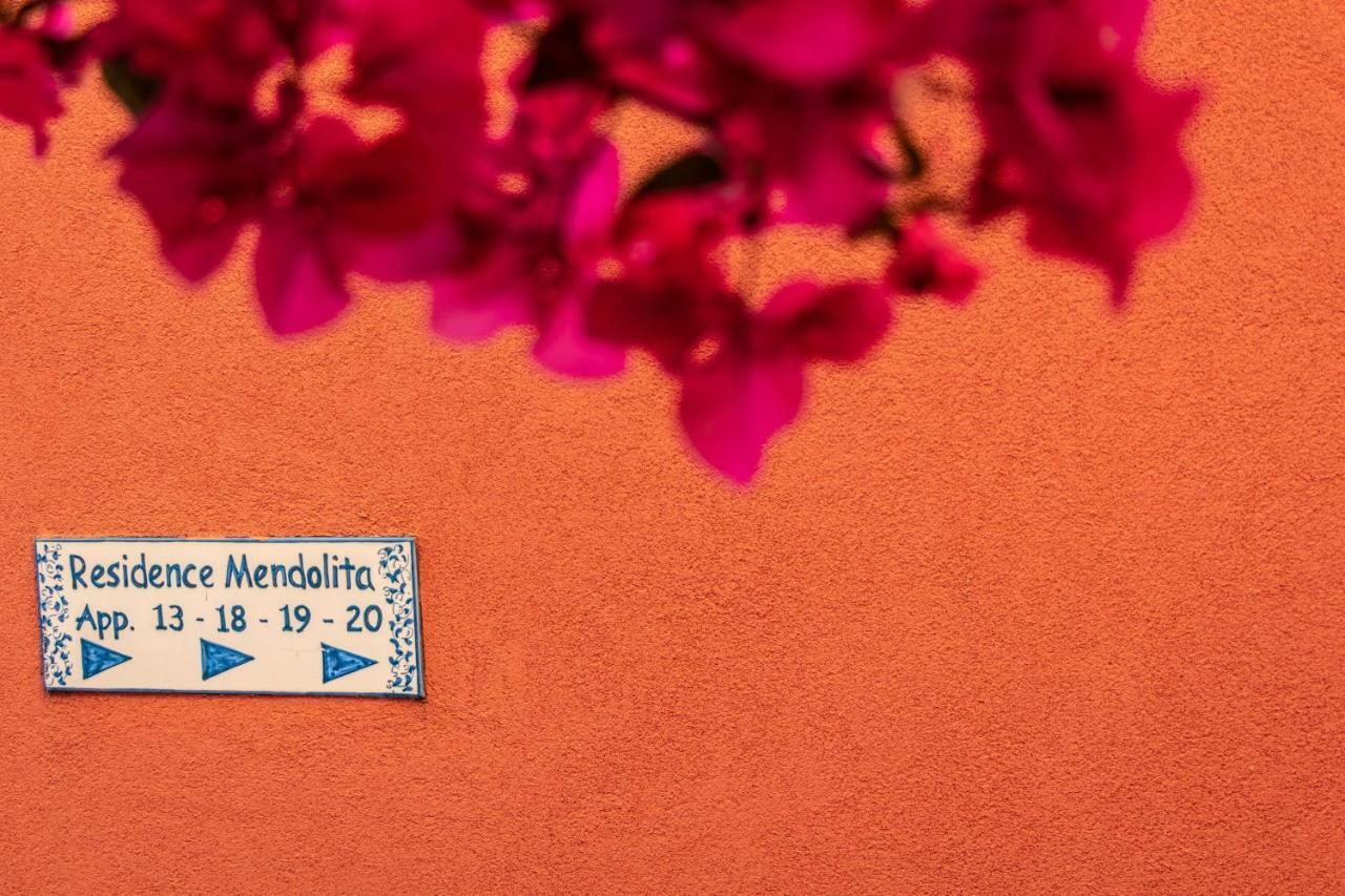 Hotel Residence Mendolita 리파리 외부 사진