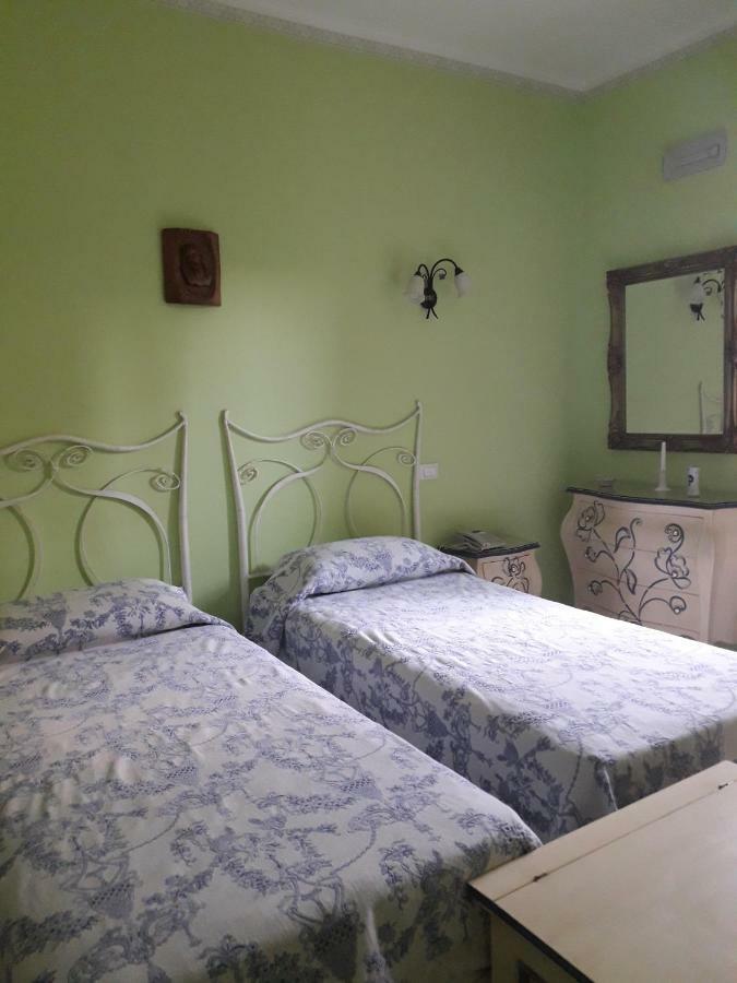 Hotel Residence Mendolita 리파리 외부 사진